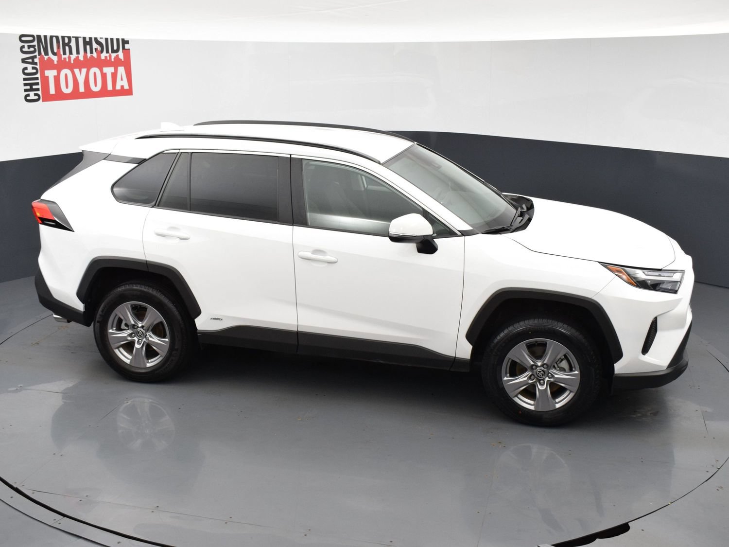 Used 2025 Toyota RAV4 XLE AWD/4WD image 20