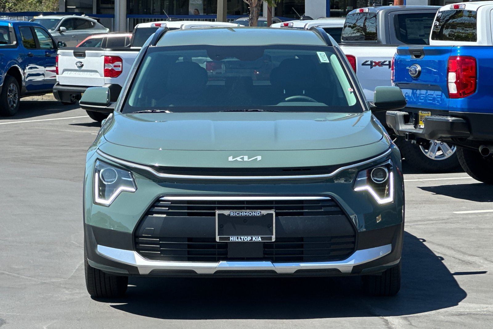 New 2026 Kia Niro EX FWD image 9