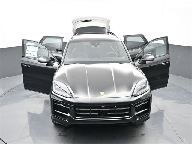 New 2026 Porsche Cayenne S image 30