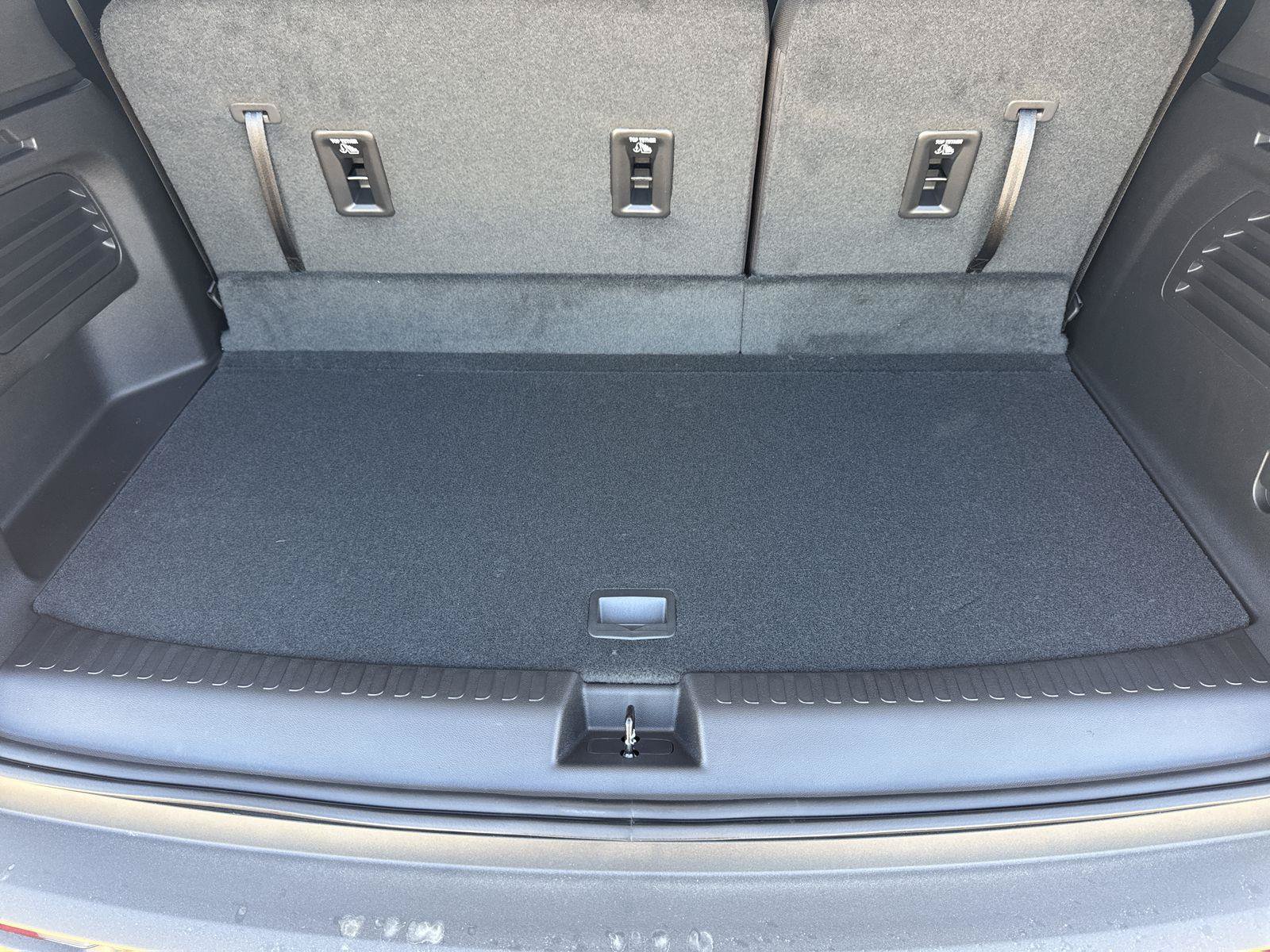 New 2026 GMC Acadia Elevation w/ Black Edition FWD image 27