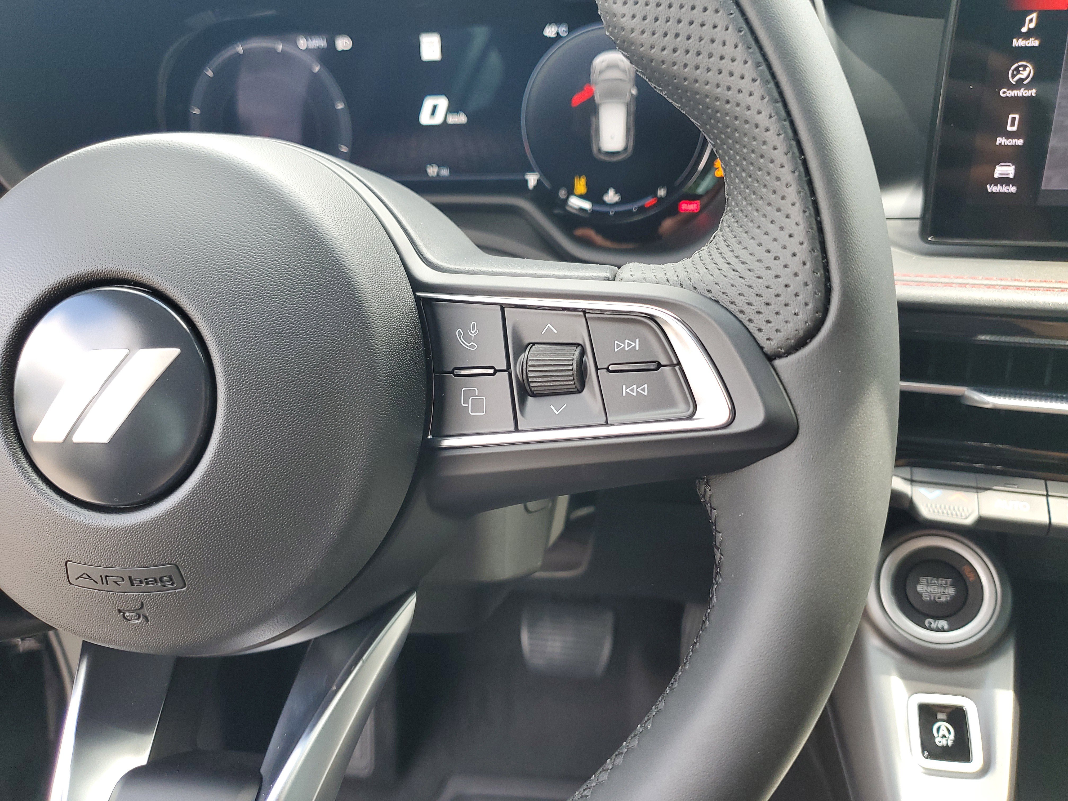 New 2025 Dodge Hornet GT w/ Tech Pack image 15