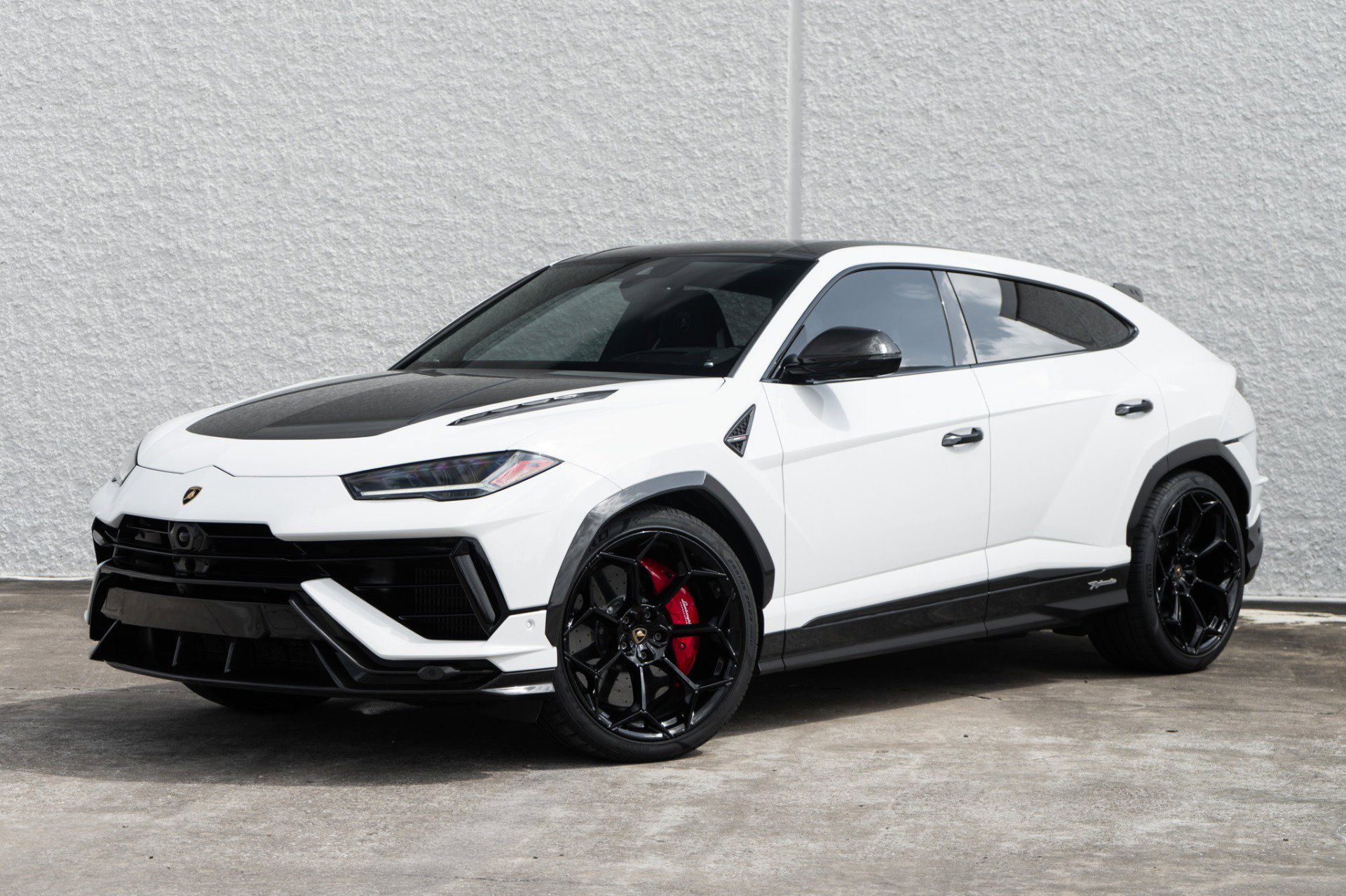 Used 2024 Lamborghini Urus Performante