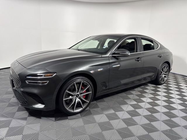 Used 2025 Genesis G70 2.5T image 2