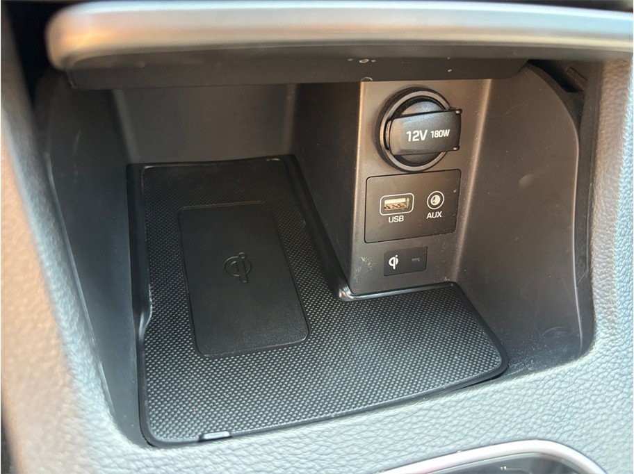 Used 2018 Hyundai Elantra GT Sport w/ Sport Tech Package 04 FWD image 33