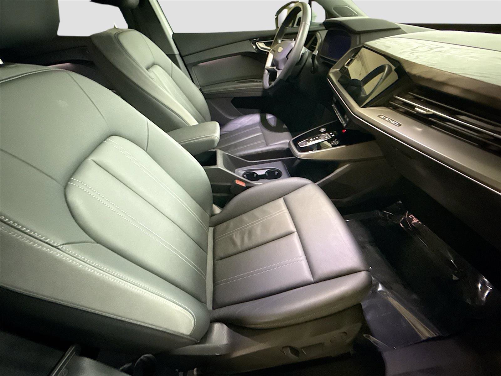 Certified 2023 Audi Q4 e-tron Premium Plus w/ Premium Plus RWD image 29