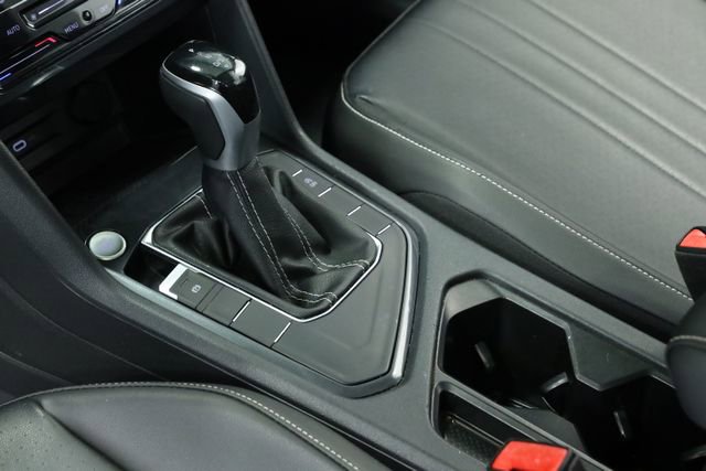 Certified 2022 Volkswagen Tiguan SE w/ Panoramic Sunroof Package image 26
