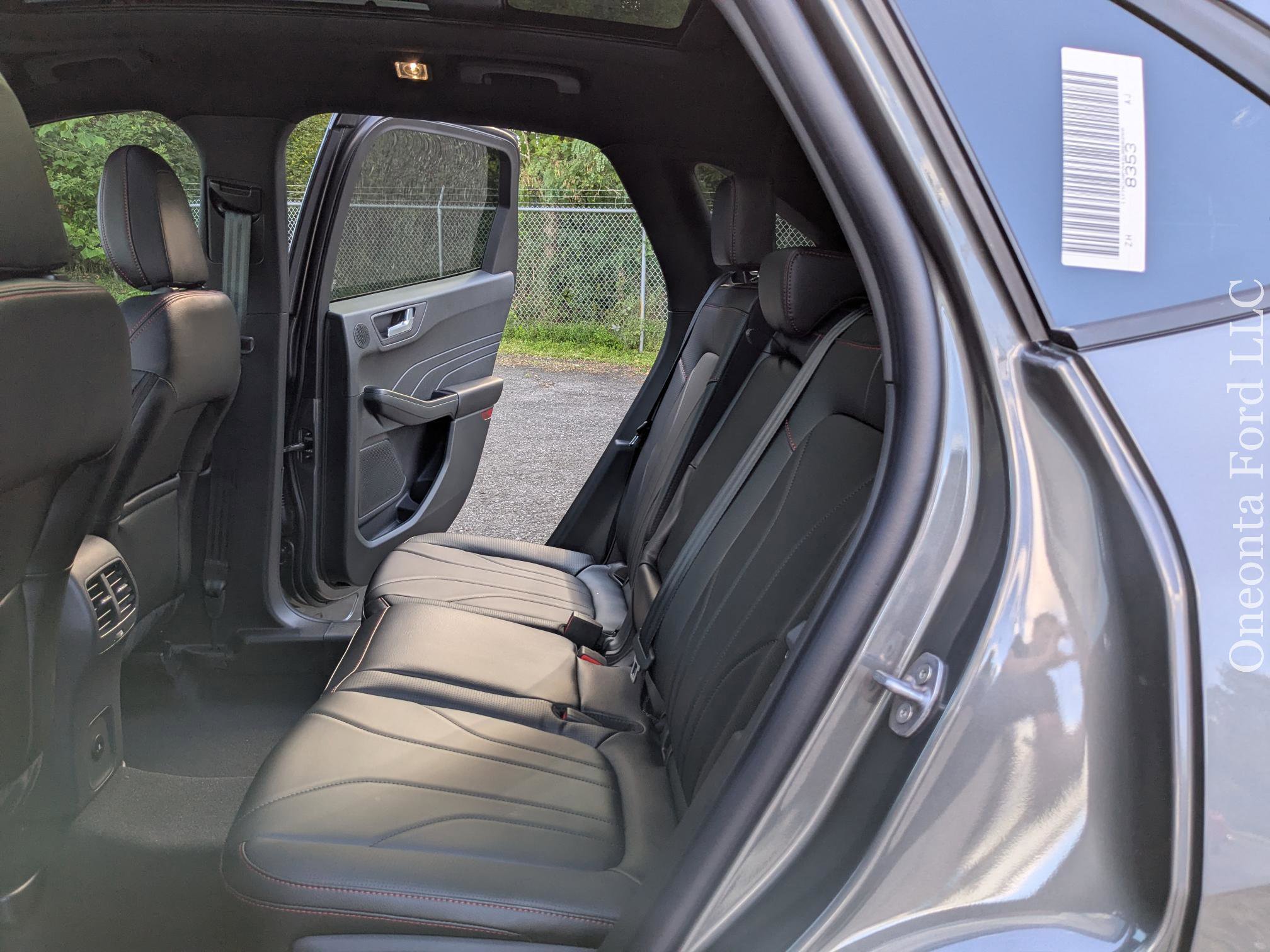 New 2025 Ford Escape ST-Line Elite image 35