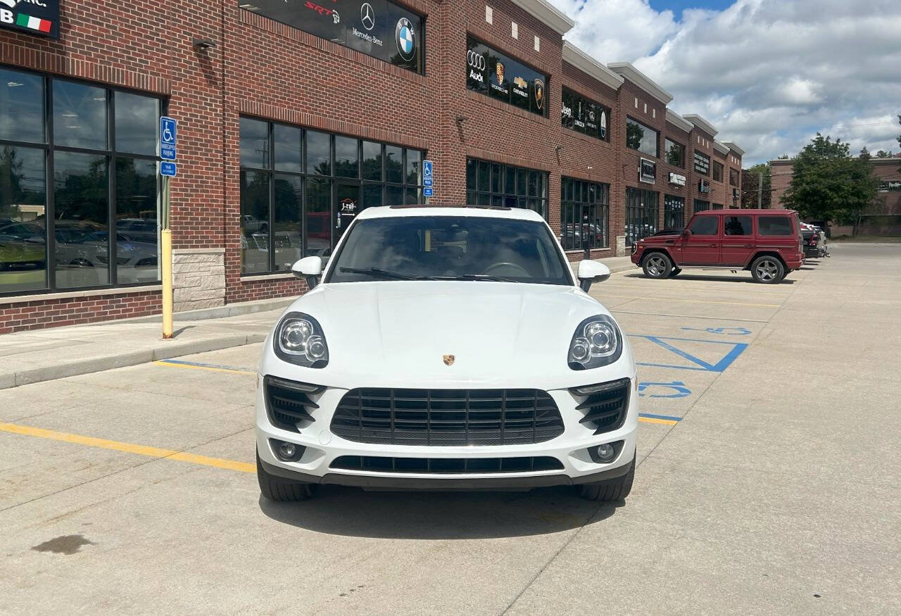 Used 2017 Porsche Macan S image 3