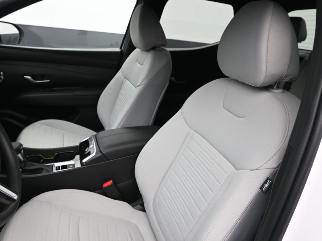 Certified 2026 Hyundai Santa Cruz SE image 27