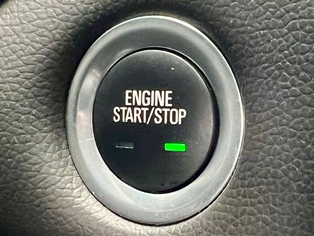 Used 2024 Chevrolet Malibu LT image 29