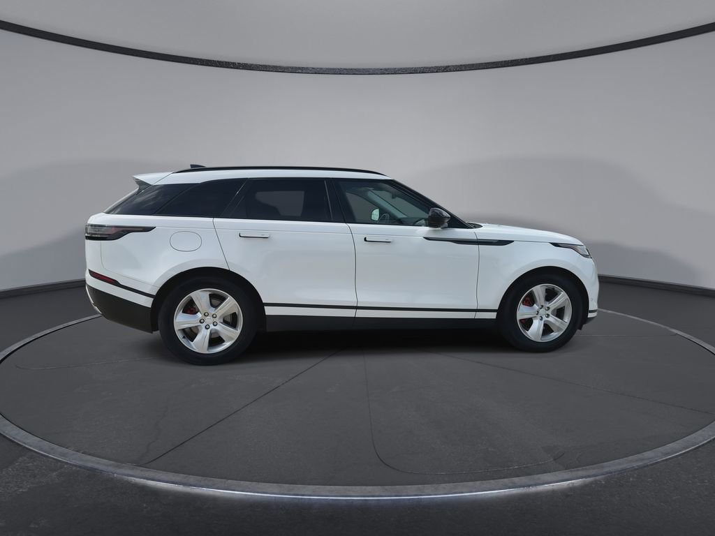 Used 2025 Land Rover Range Rover Velar S image 9