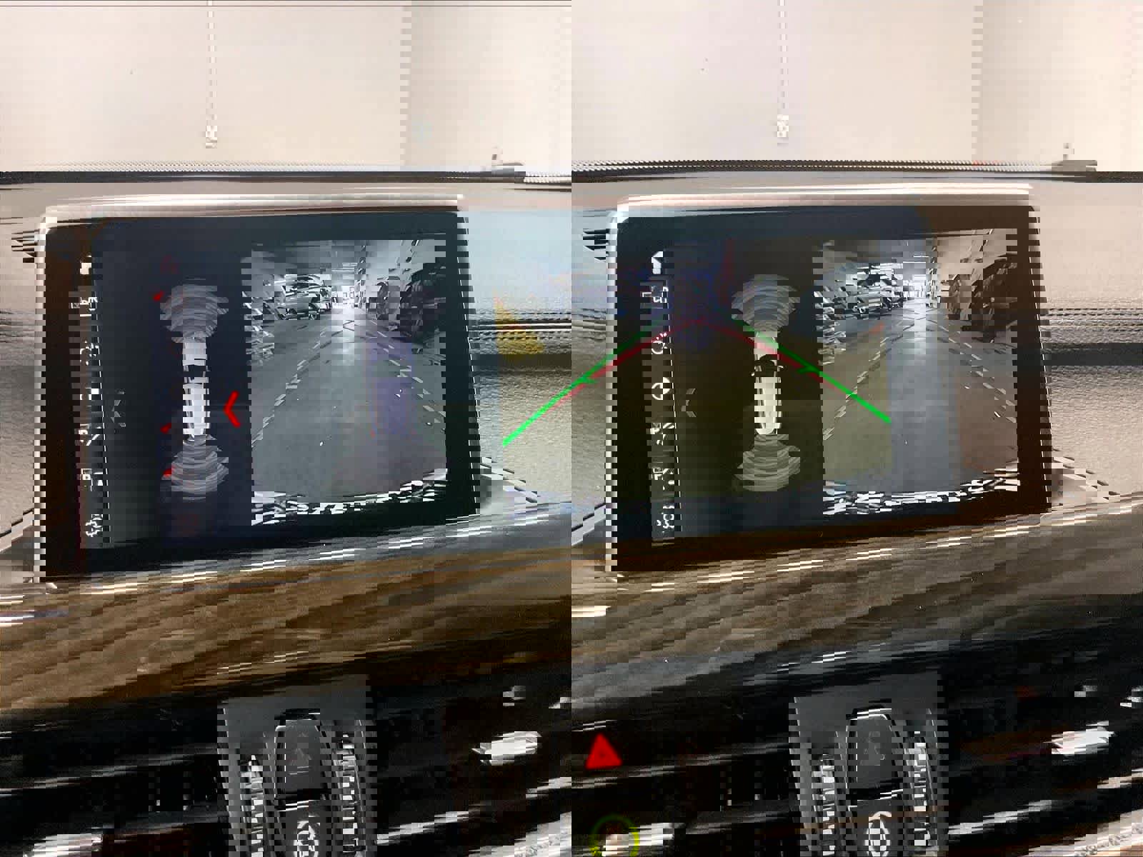 Used 2020 BMW X2 sDrive28i w/ Convenience Package image 21