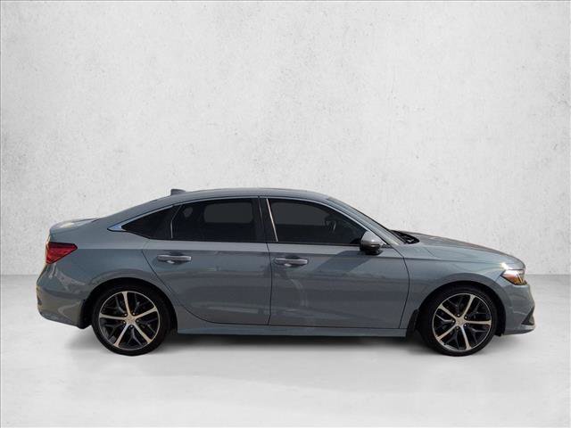 Used 2022 Honda Civic Touring video 4