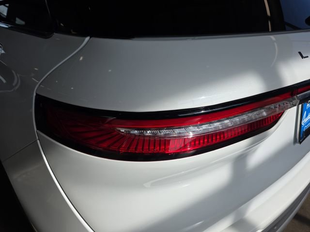 Used 2023 Lincoln Corsair AWD image 34
