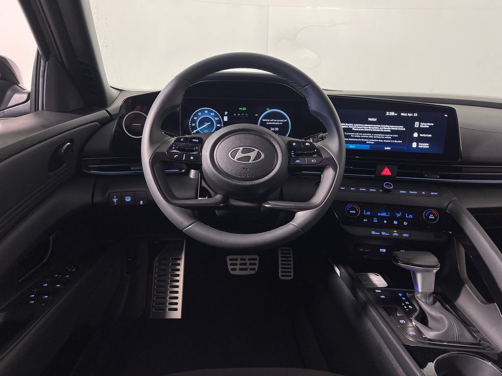 New 2026 Hyundai Elantra SEL FWD image 15