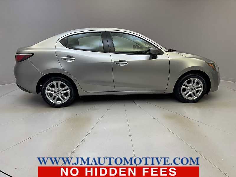 Used 2016 Scion iA image 6