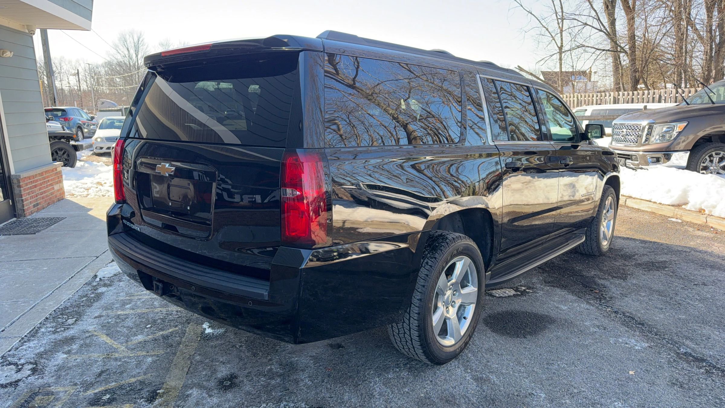 Used 2016 Chevrolet Suburban LT w/ Max Trailering Package image 5