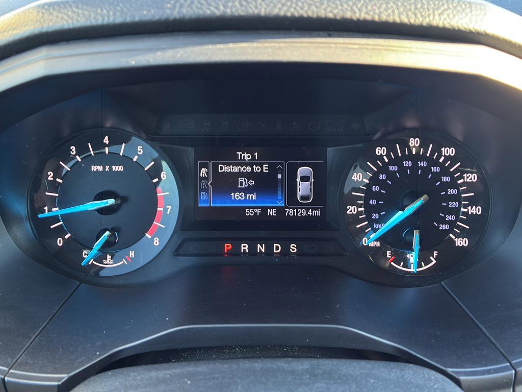 Used 2018 Ford Edge SE image 25