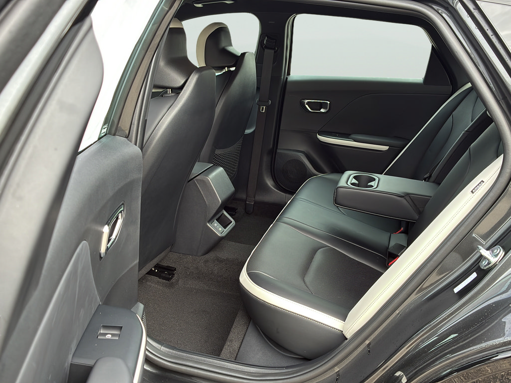 New 2026 Kia K4 GT-Line FWD image 16
