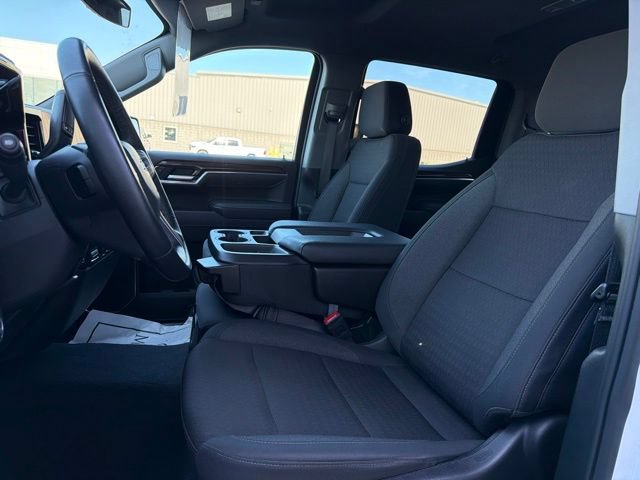 Used 2025 Chevrolet Silverado 1500 LT AWD/4WD image 17