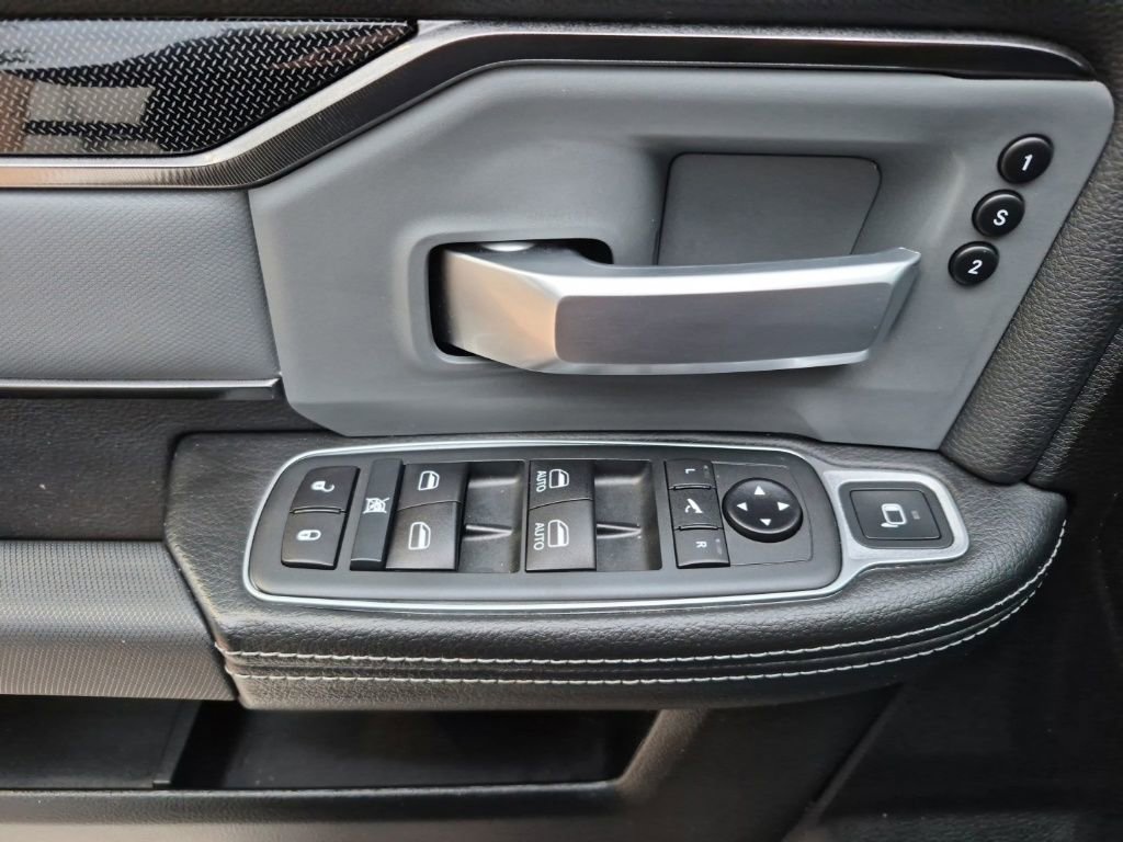 Used 2020 RAM 2500 Power Wagon image 32