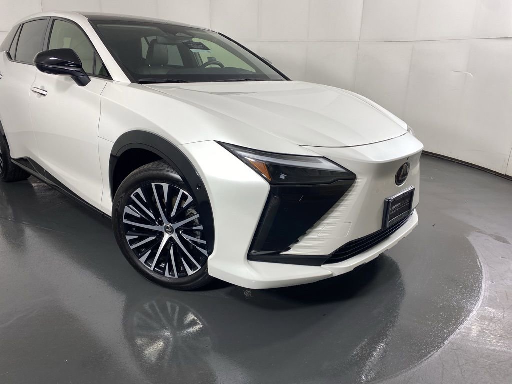 Certified 2023 Lexus RZ 450e Premium w/ Technology Package image 2