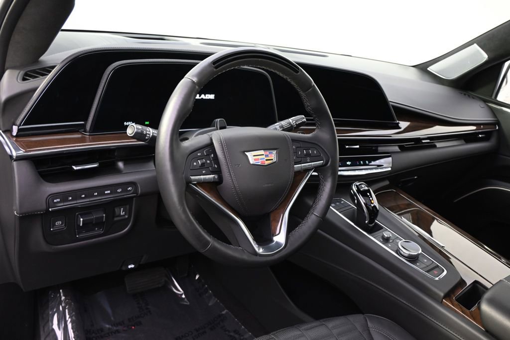 Certified 2024 Cadillac Escalade Sport Platinum w/ LPO, ONYX Package image 11