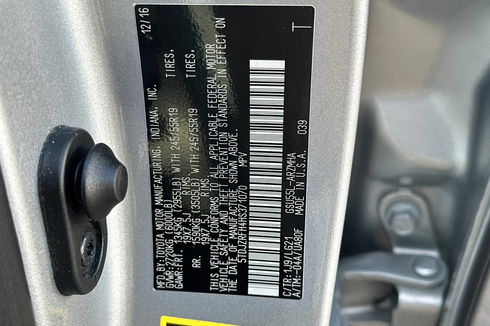 Certified 2017 Toyota Highlander SE image 30