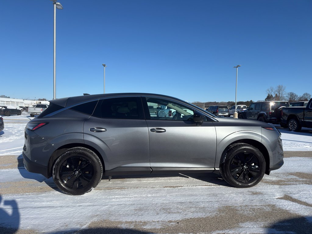 Used 2025 Nissan Murano SV image 4