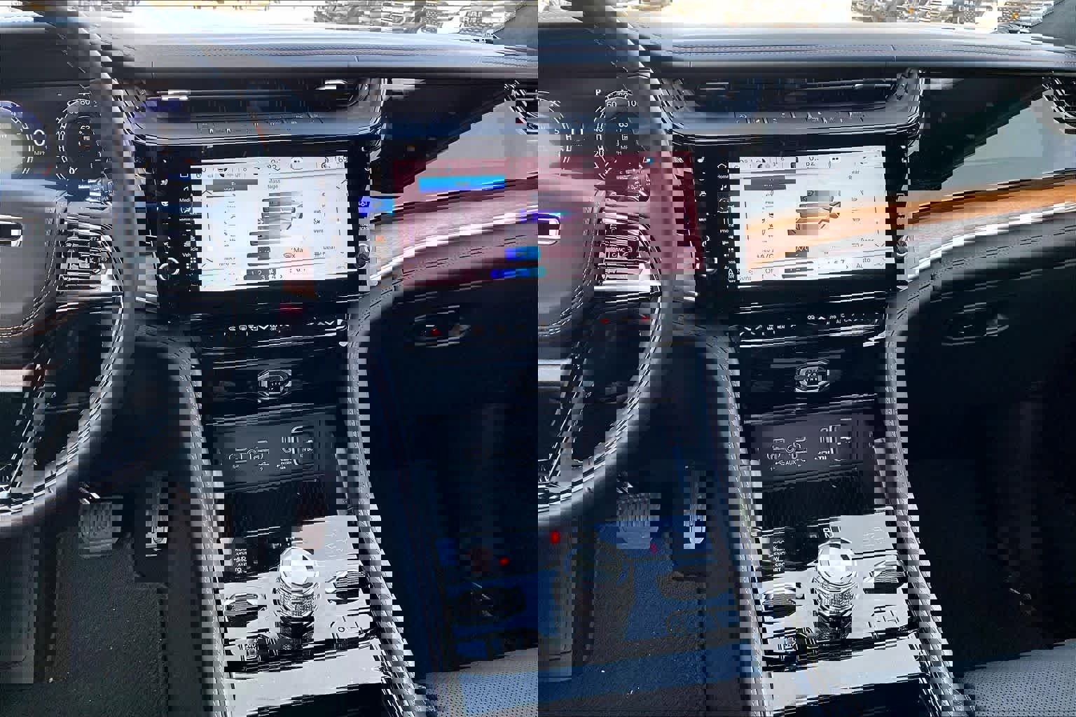 New 2026 Jeep Grand Cherokee Summit image 7