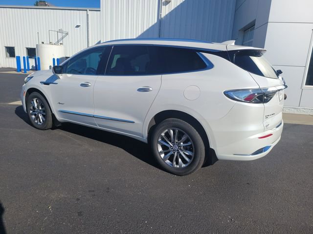 Used 2023 Buick Enclave Avenir w/ Avenir Technology Package image 3