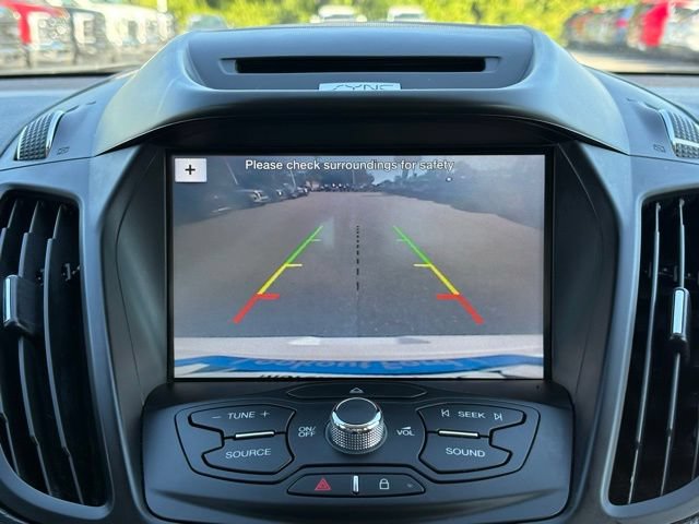 Used 2016 Ford Escape SE w/ Equipment Group 201A FWD image 19