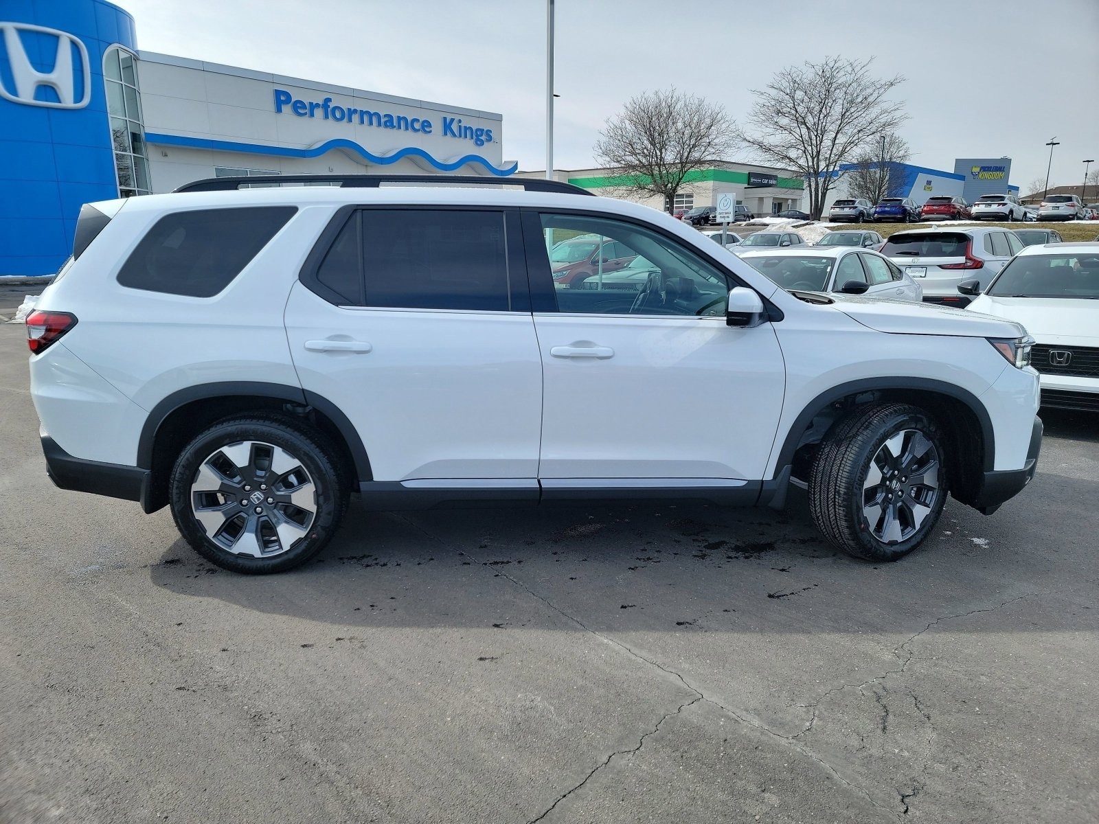 New 2026 Honda Pilot Touring image 28