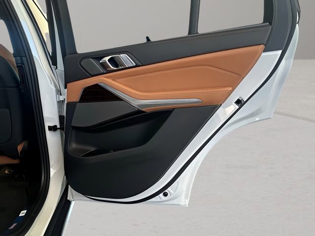 New 2026 BMW X5 xDrive40i w/ Climate Comfort Package AWD/4WD image 23