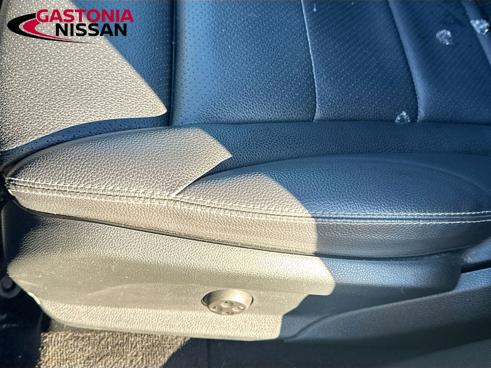 Used 2022 Mercedes-Benz GLC 300 GLC 300 image 25