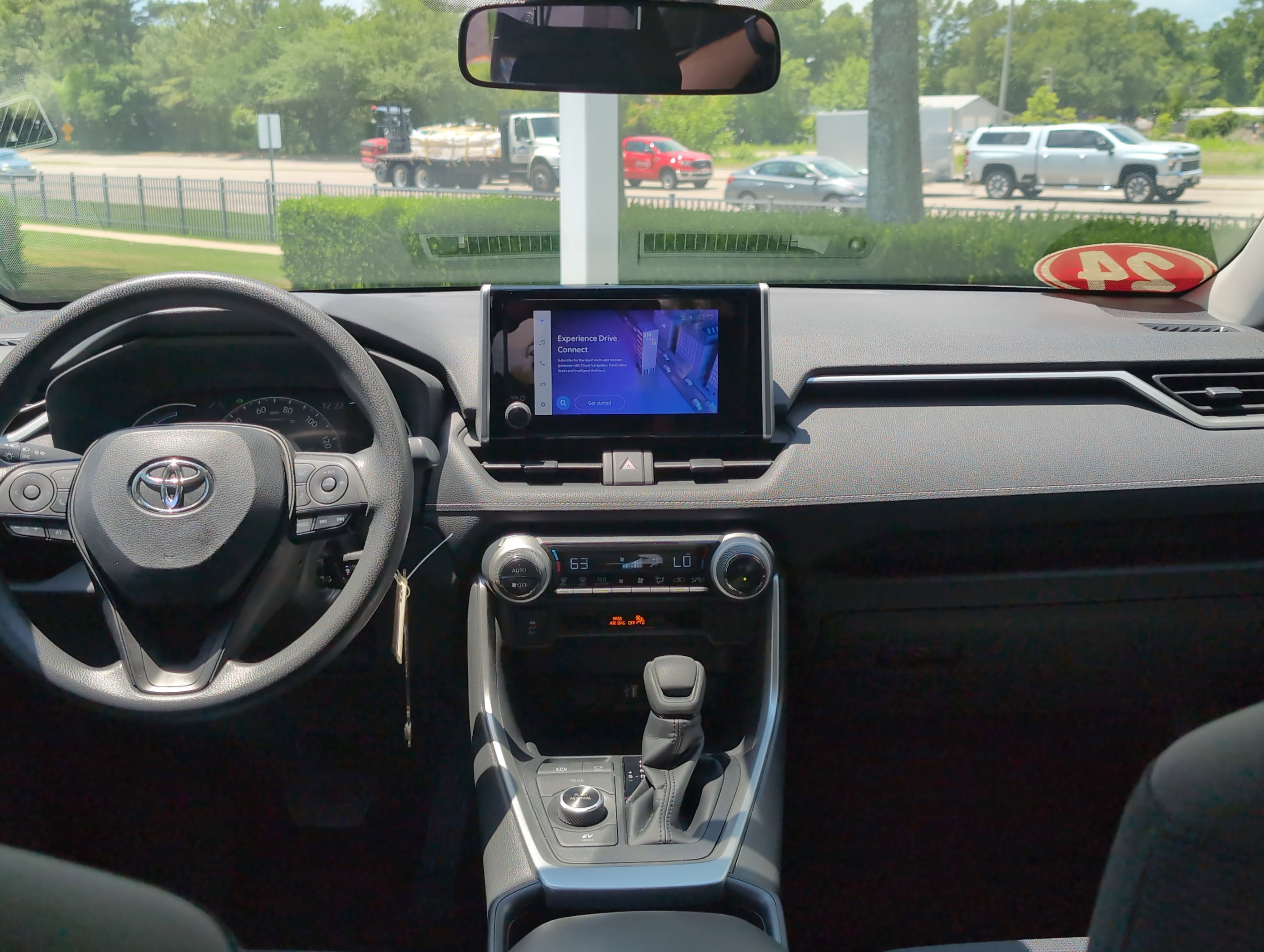 Certified 2024 Toyota RAV4 LE AWD/4WD image 29