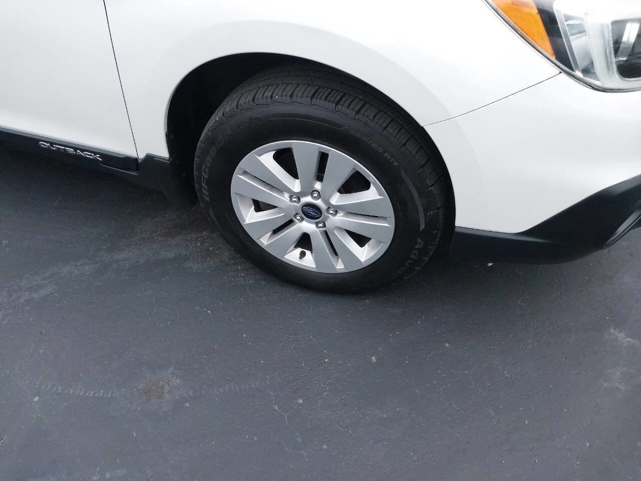 Used 2015 Subaru Outback 2.5i Premium w/ Protection Package #1 image 2