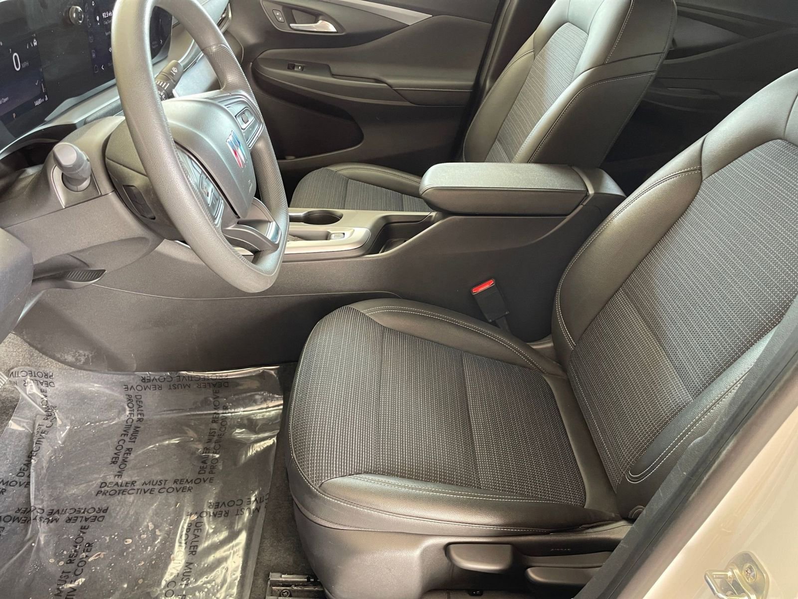 Used 2025 Buick Envista Preferred image 24