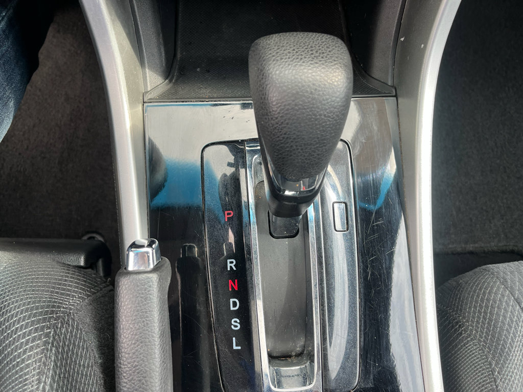 Used 2016 Honda Accord EX image 19