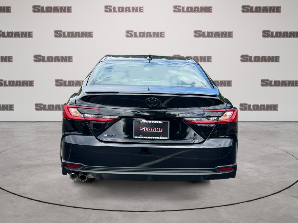 Used 2026 Toyota Camry SE w/ Convenience Package FWD image 4