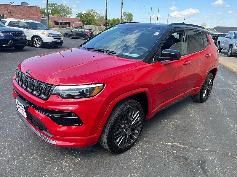 Used 2024 Jeep Compass Limited w/ Driver Assist Group I AWD/4WD image 4