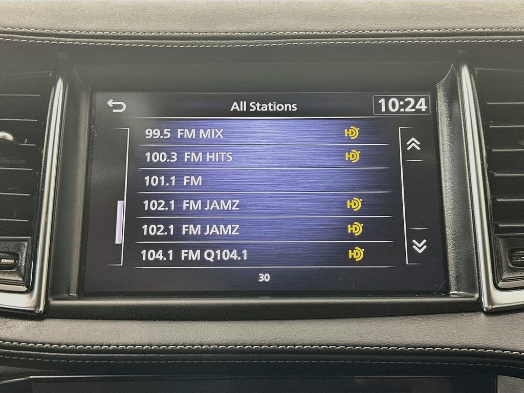 Used 2021 INFINITI QX50 Luxe FWD image 17