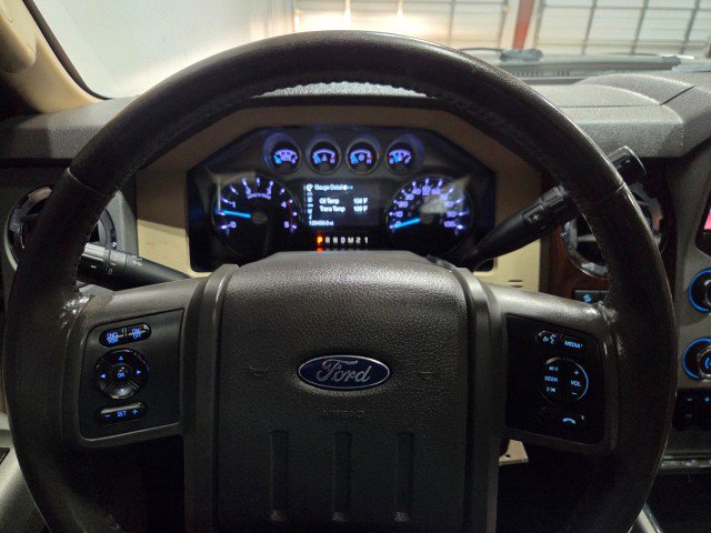 Used 2014 Ford F250 Lariat w/ Lariat Ultimate Package AWD/4WD image 44