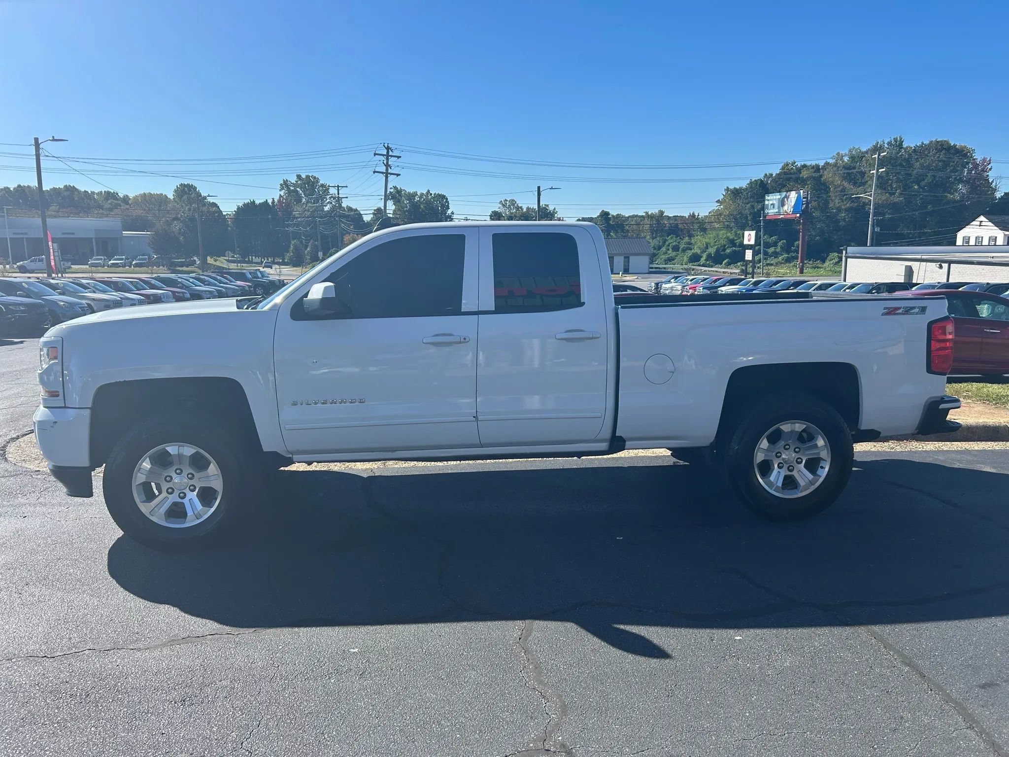 Used 2016 Chevrolet Silverado 1500 LT w/ All Star Edition image 4