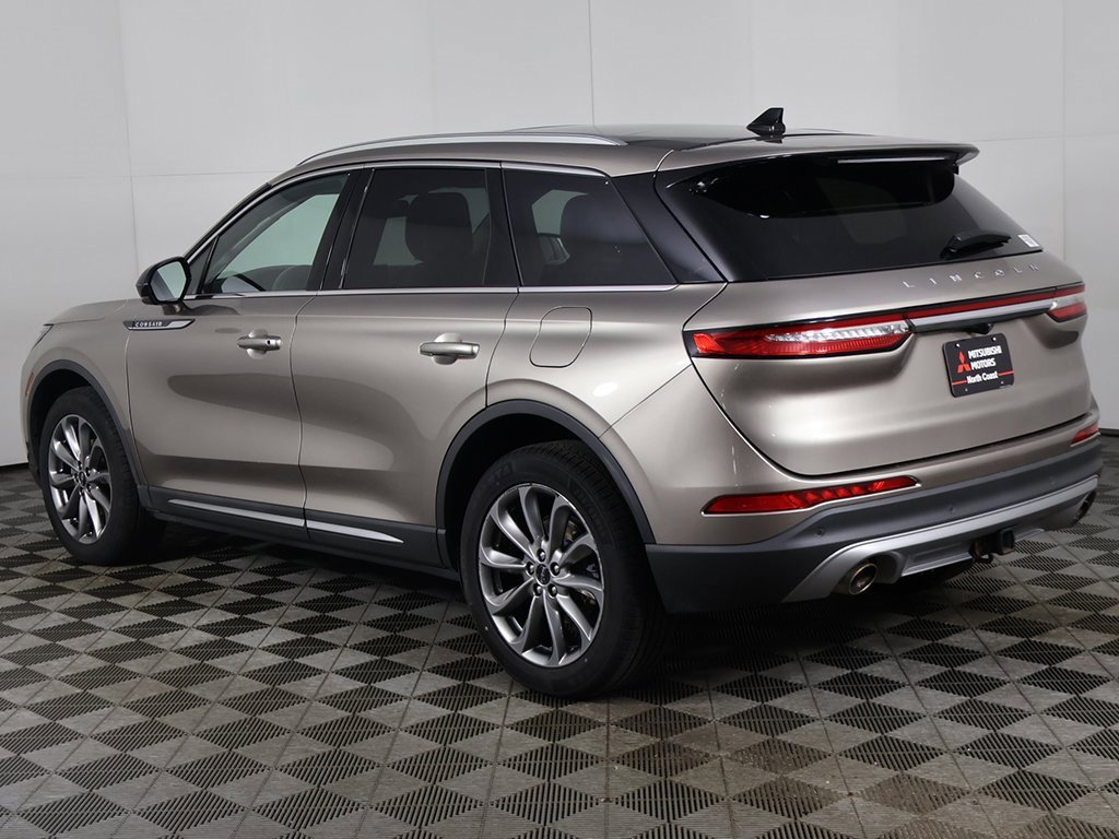 Used 2020 Lincoln Corsair AWD w/ Premium Package image 10