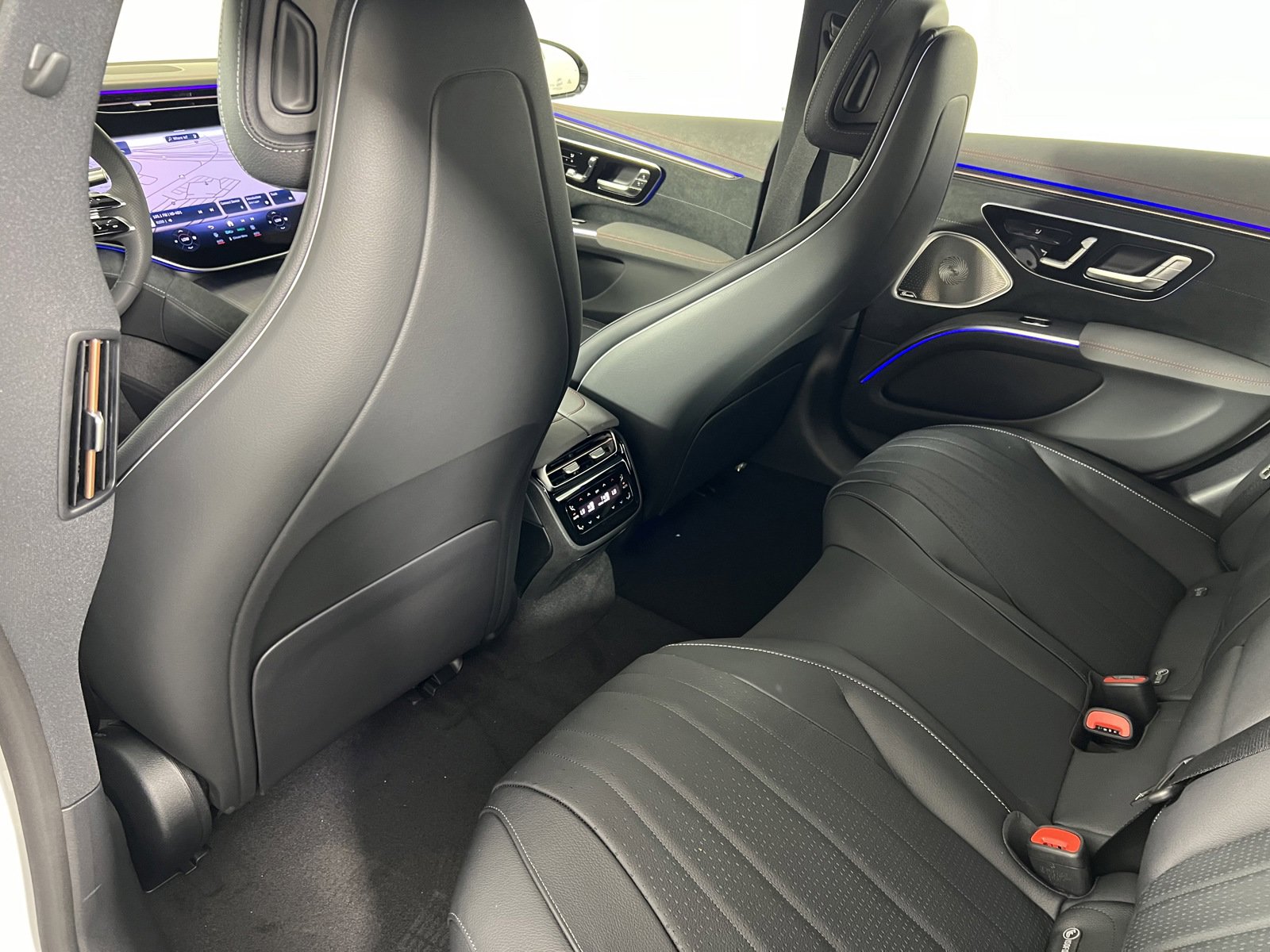 Used 2024 Mercedes-Benz EQS 450+ 4MATIC Sedan image 21