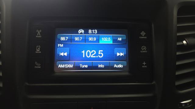 Used 2015 Chrysler 200 Limited w/ Convenience Group FWD image 15