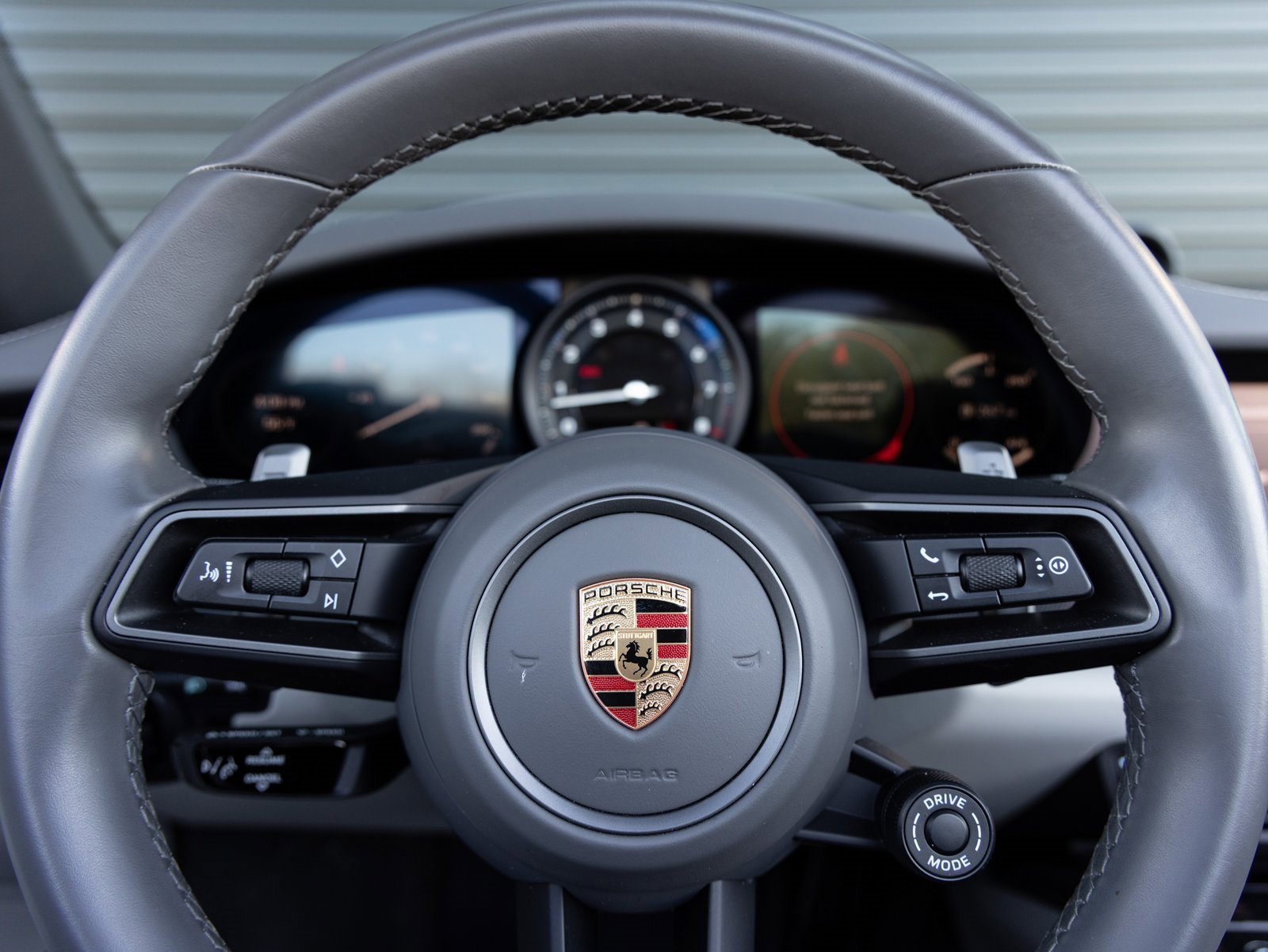 Used 2024 Porsche 911 Carrera S image 15