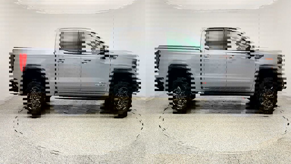 Used 2024 GMC Sierra 1500 AT4X AWD/4WD image 4