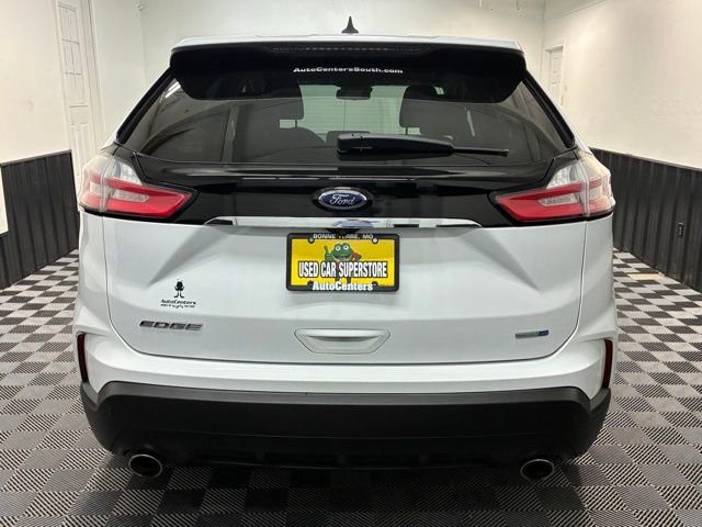 Used 2020 Ford Edge SE image 5